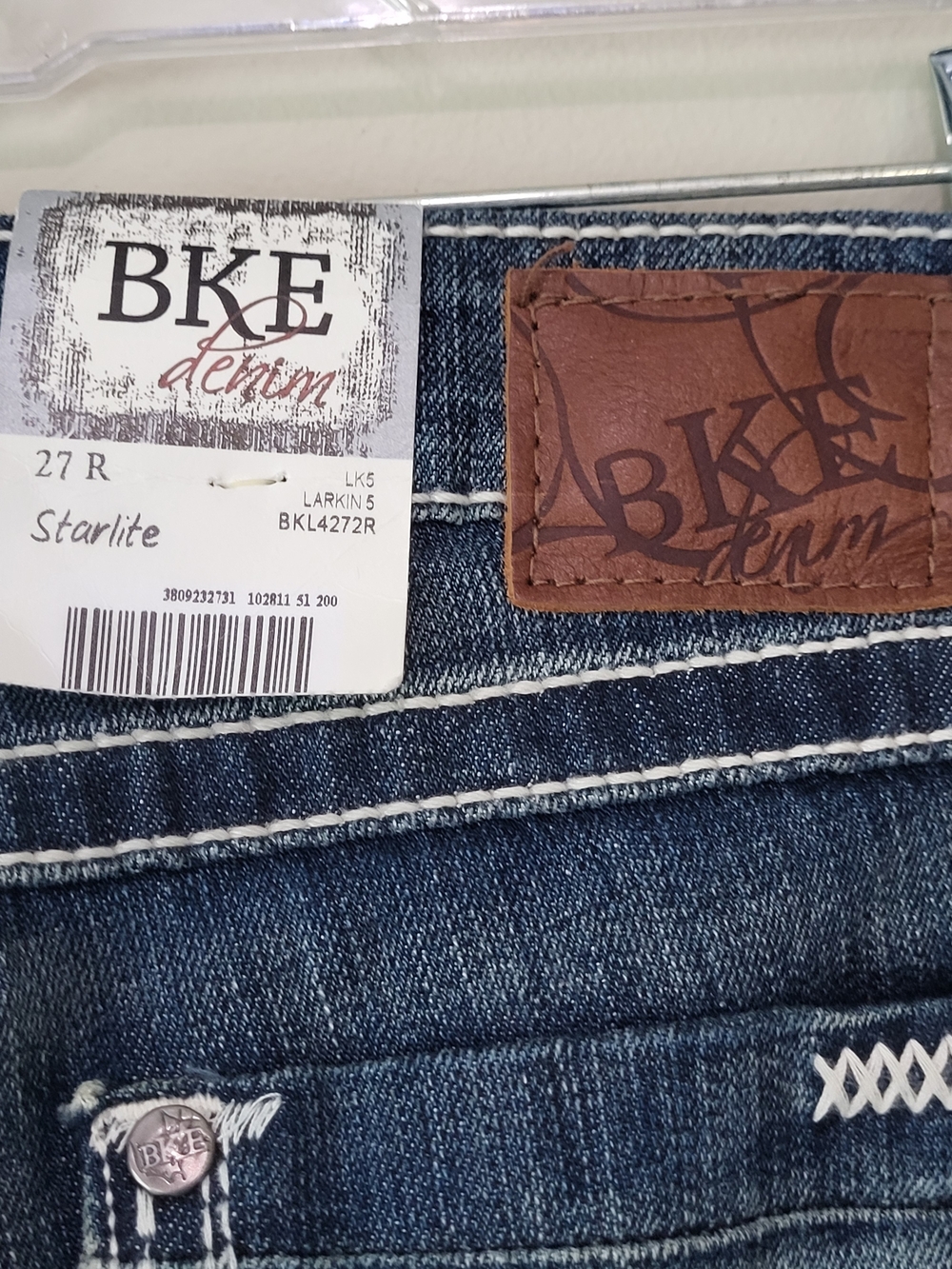 BKE Starlite Jeans 27R Slim Fit Super Low Rise Dark Wash Boot Cut Flare - Picture 6 of 6